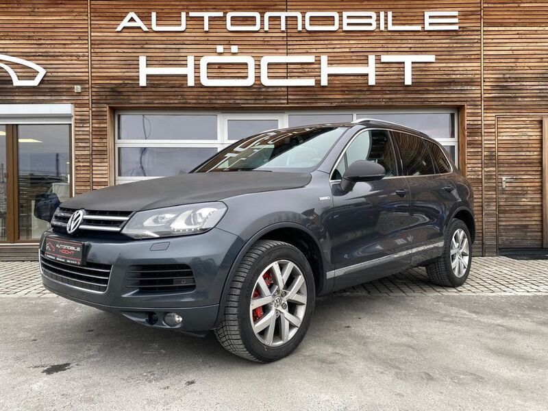 Grau Gebraucht 2013 VW Touareg Edition SUV | 12.290 € (Superpreis) - Bild 1/4