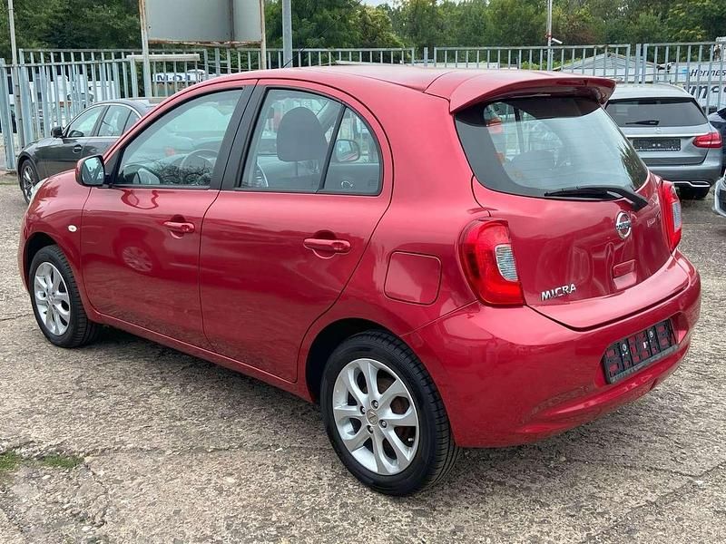 Gebraucht Nissan Micra Acenta 80 PS (58 kW) 2016 Rot Kleinwagen