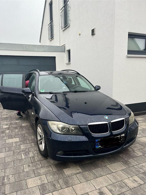 Gebraucht BMW 320 M Sport 177 PS (130 kW) 2008 Blau Kombi