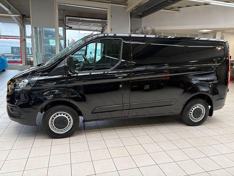 Schwarz Gebraucht 2018 Ford Transit Custom Van / Kleinbus | 13.900 € (Guter Preis) - Bild 1/4