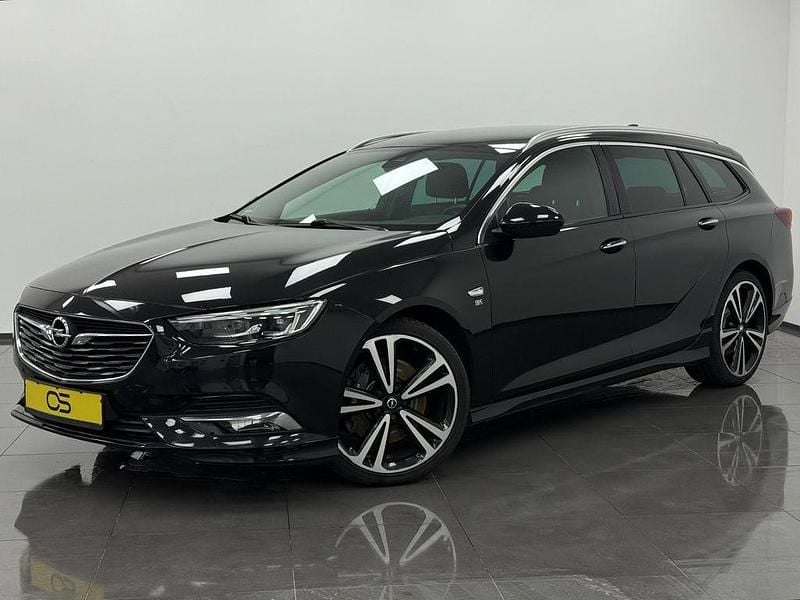 Black meet kettle Gebraucht 2017 Opel Insignia OPC Kombi | 15.900 € (Fairer Preis) - Bild 1/4