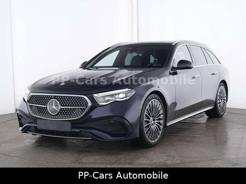 Gebraucht Mercedes E300 AMG Line Premium Plus 204 PS (150 kW) 2024 595 nautikblaumet. Kombi