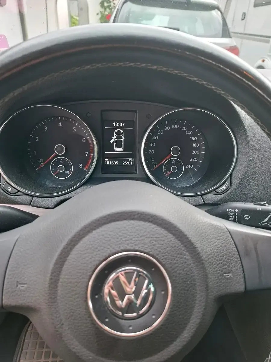 Gebraucht VW Golf VI 122 PS (89 kW) 2010 Blau Kleinwagen