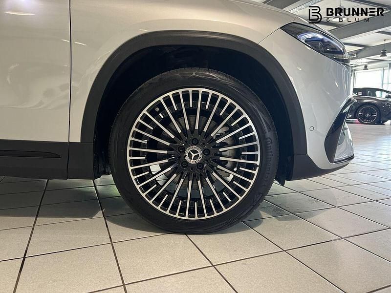 Gebraucht Mercedes EQA350 AMG 214 kW (292 PS) 2023 Iridiumsilber SUV
