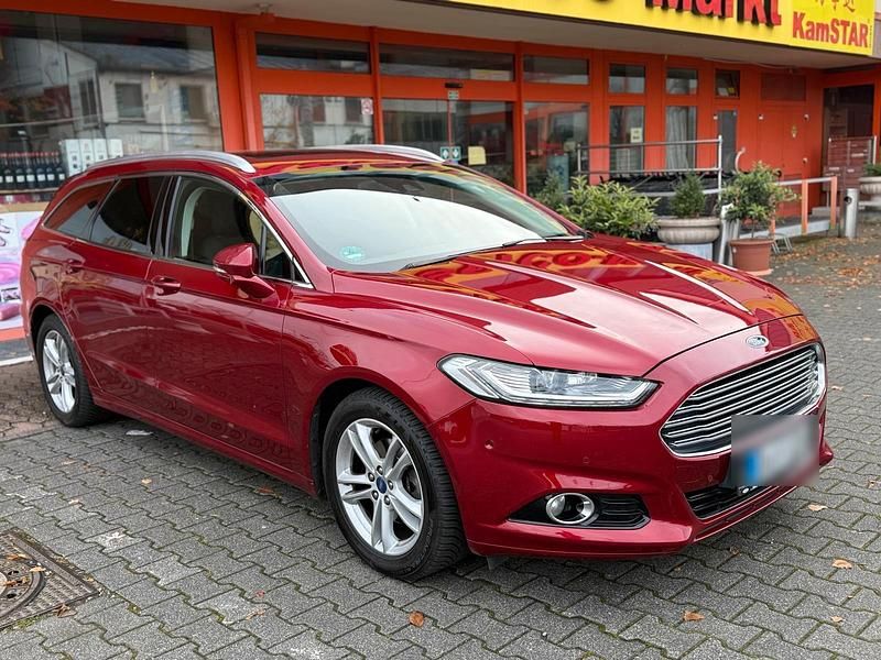 Rot Gebraucht 2015 Ford Mondeo Titanium Kombi | 7.600 € (Guter Preis) - Bild 1/4