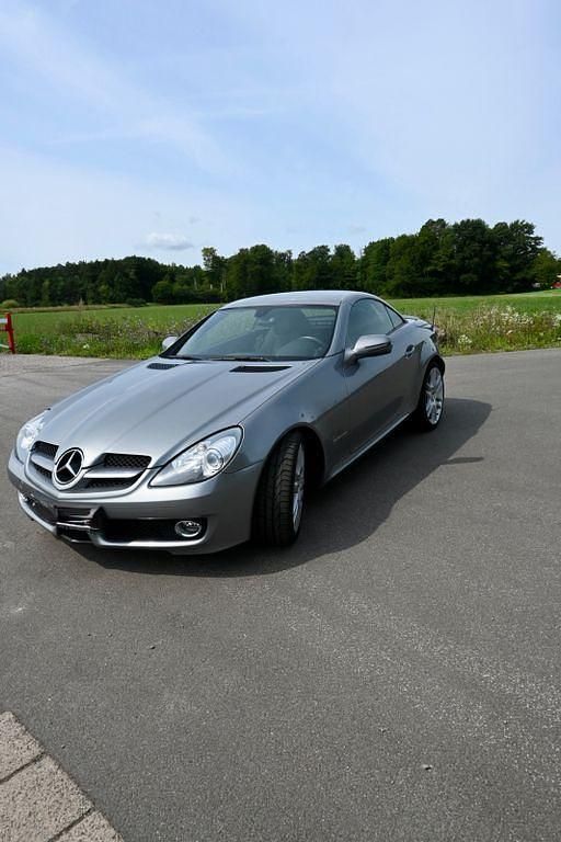 Silber Gebraucht 2008 Mercedes SLK200 Cabrio | 16.100 € (Teuer) - Bild 1/4