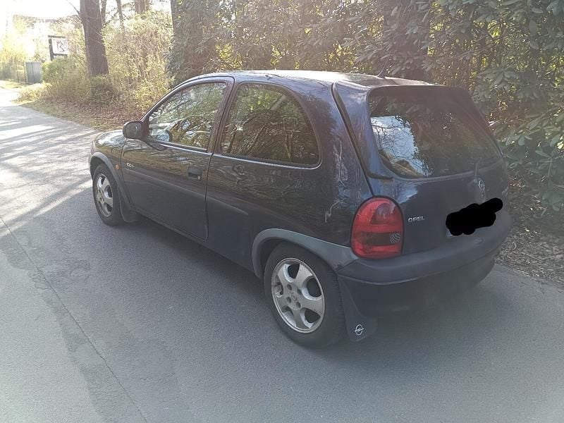 Gebraucht Opel Corsa Edition 65 PS (47 kW) 2000 Blau Kleinwagen