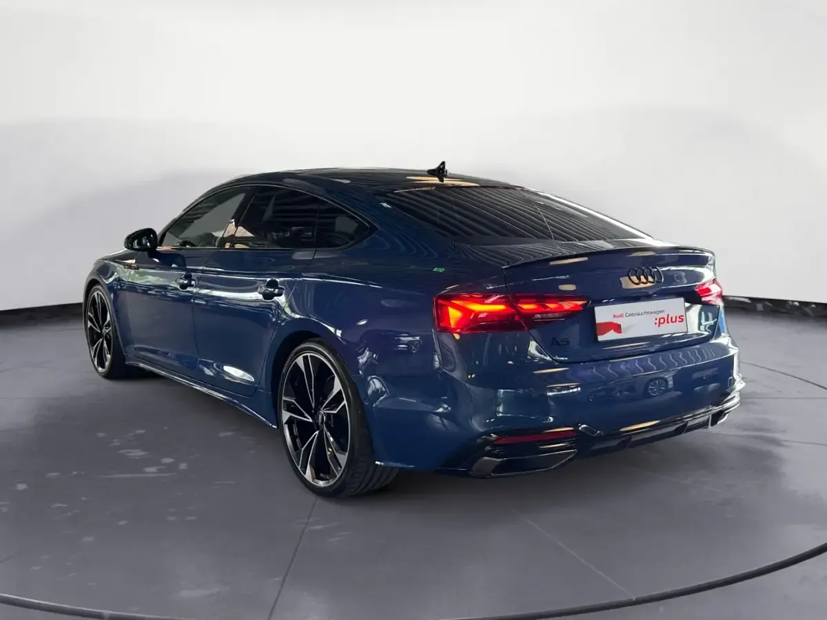 Gebraucht Audi A5 Sportback S-Line 204 PS (150 kW) 2023 Ascariblau metallic Kleinwagen