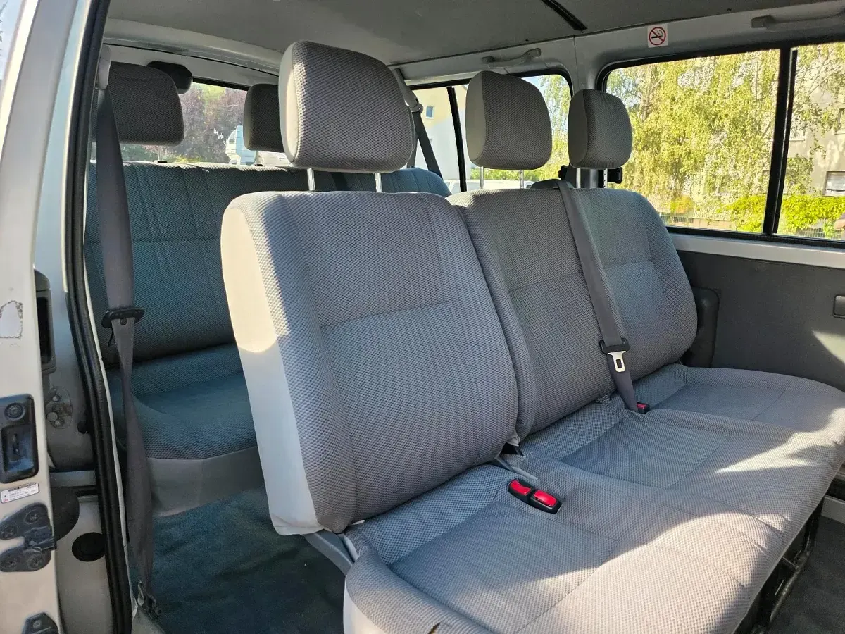 Gebraucht Toyota HiAce 109 PS (80 kW) 2007 Silber Van