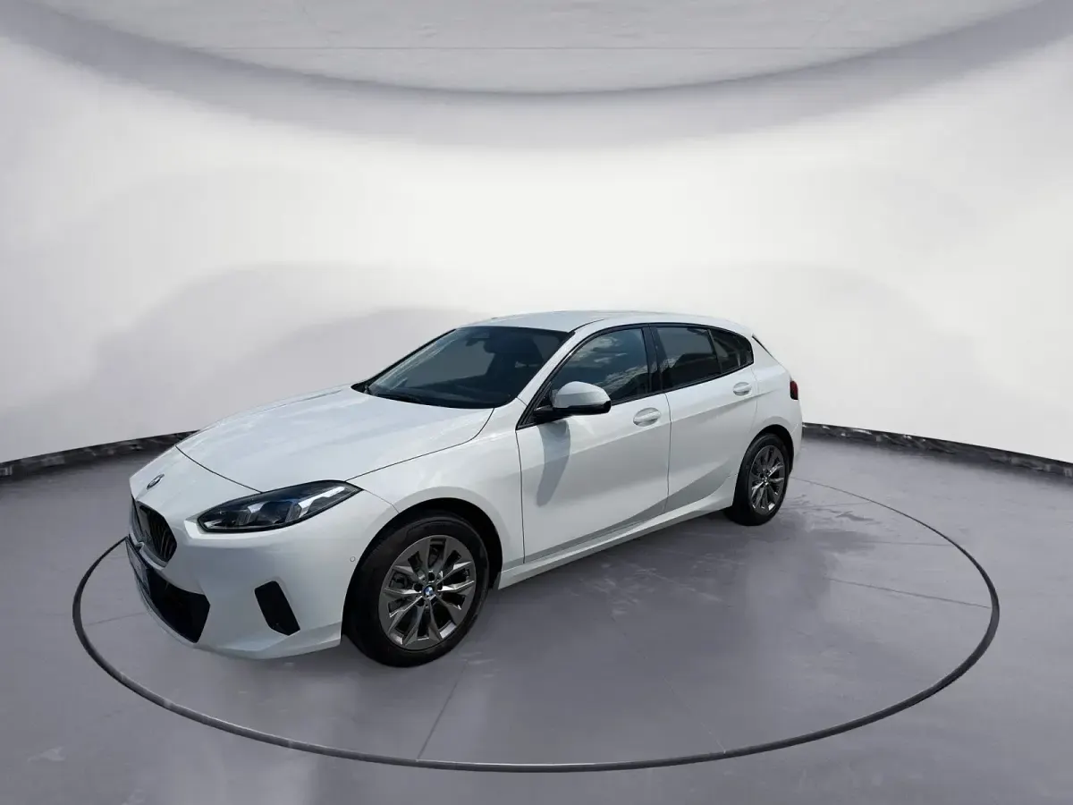 Gebraucht BMW 120 163 PS (119 kW) 2025 Weiß Kleinwagen