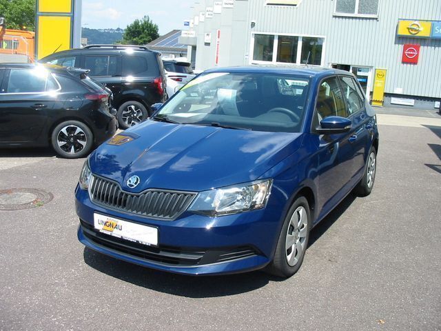 Blau Gebraucht 2018 Skoda Fabia Cool Plus Limousine | 9.500 € (Fairer Preis) - Bild 1/4