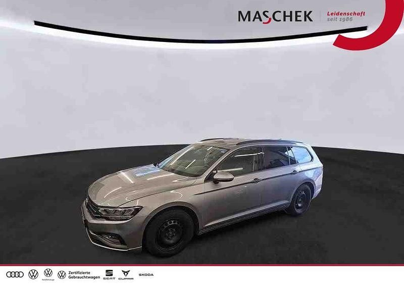 Pyritsilber metallic Gebraucht 2022 VW Passat Kombi | 20.740 € (Superpreis) - Bild 1/4