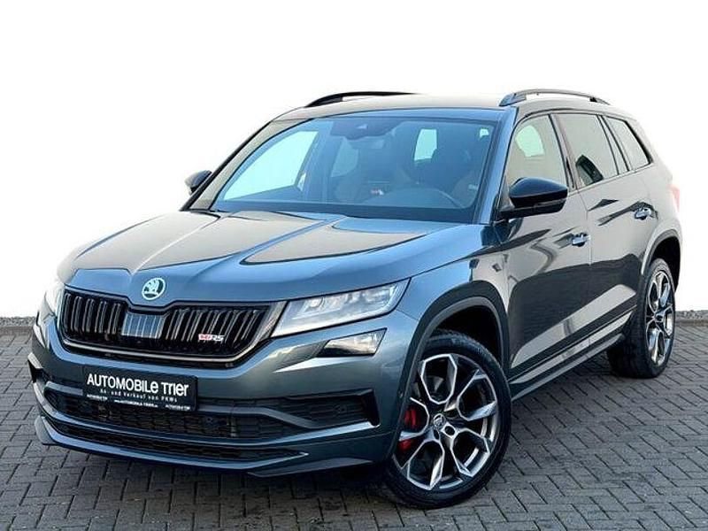 Grau Gebraucht 2020 Skoda Kodiaq RS SUV | 38.890 € (Etwas zu teuer) - Bild 1/4