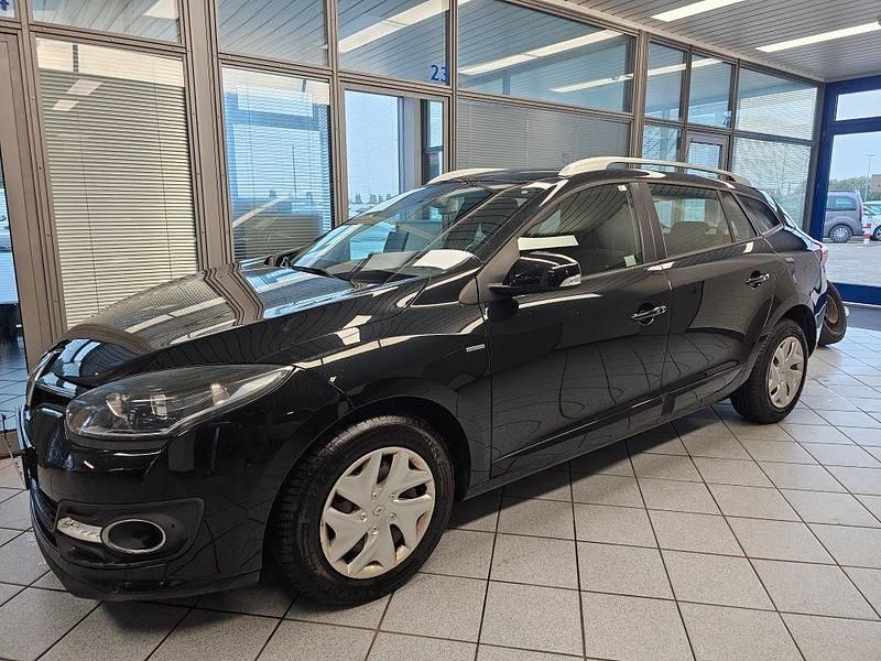 Gebraucht Renault Mégane III Intens 110 PS (80 kW) 2015 Schwarz Limousine
