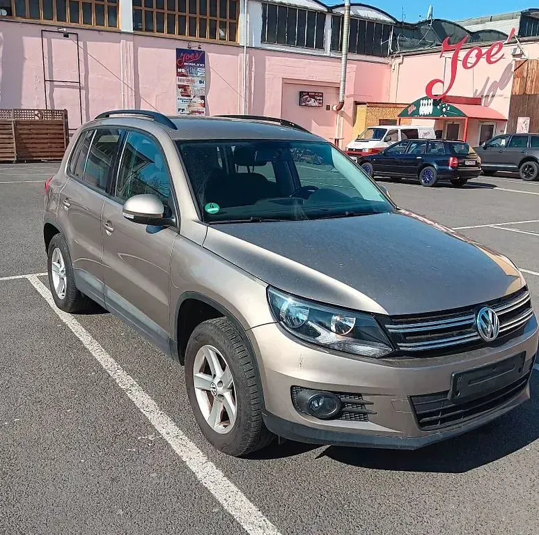 Gebraucht VW Tiguan Trendline 160 PS (117 kW) 2012 Beige SUV