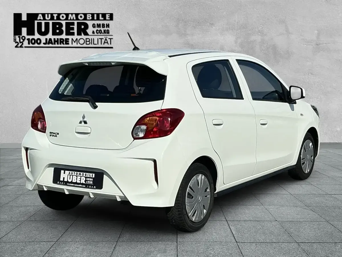Gebraucht Mitsubishi Space Star Select 71 PS (52 kW) 2022 Weiß Kleinwagen