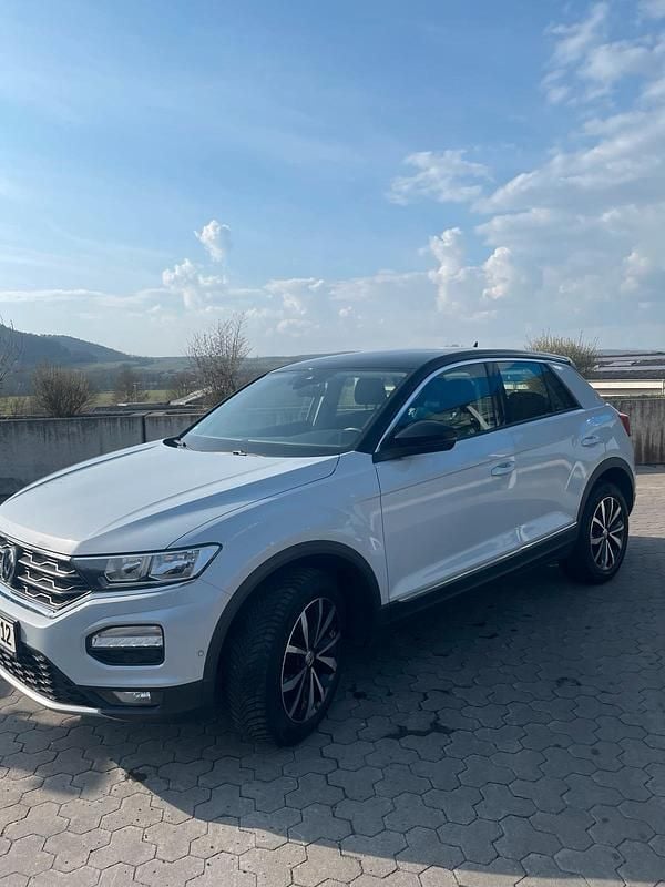 Gebraucht VW T-Roc 150 PS (110 kW) 2019 Weiß SUV