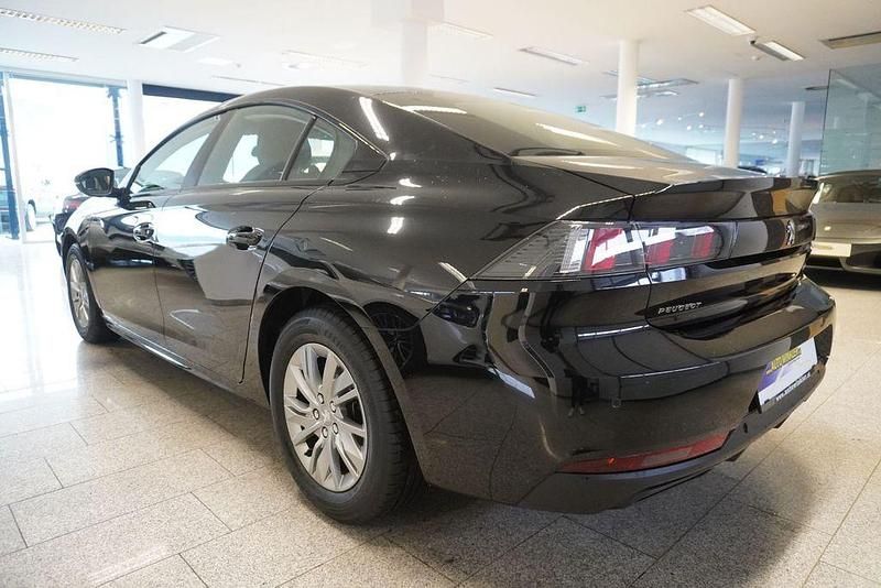 Gebraucht Peugeot 508 Active 131 PS (96 kW) 2022 Schwarz Limousine