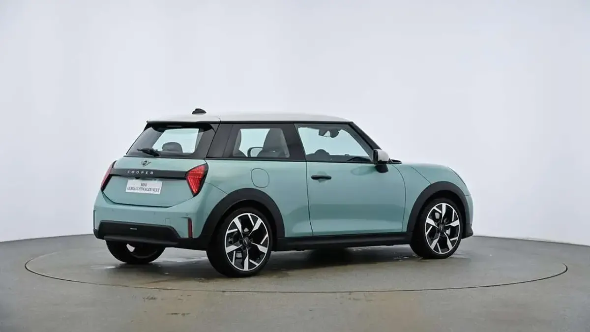 Occasion Mini Cooper Classic 156 ch (114 kW) 2024 Vert Citadine
