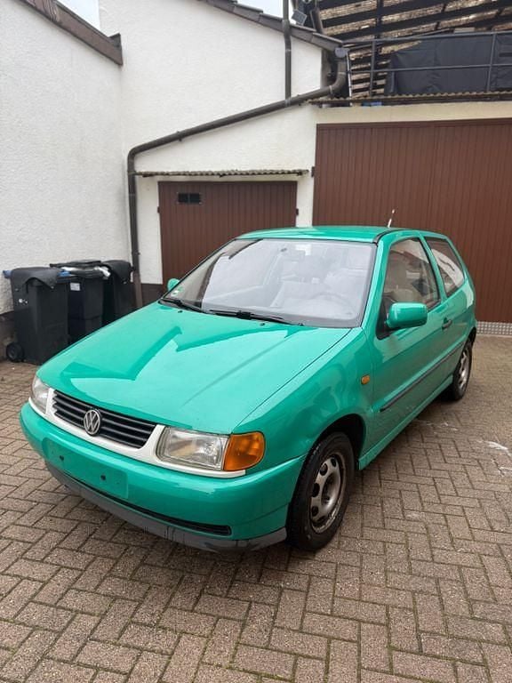 Gebraucht VW Polo Basis 60 PS (44 kW) 1997 Grün Limousine