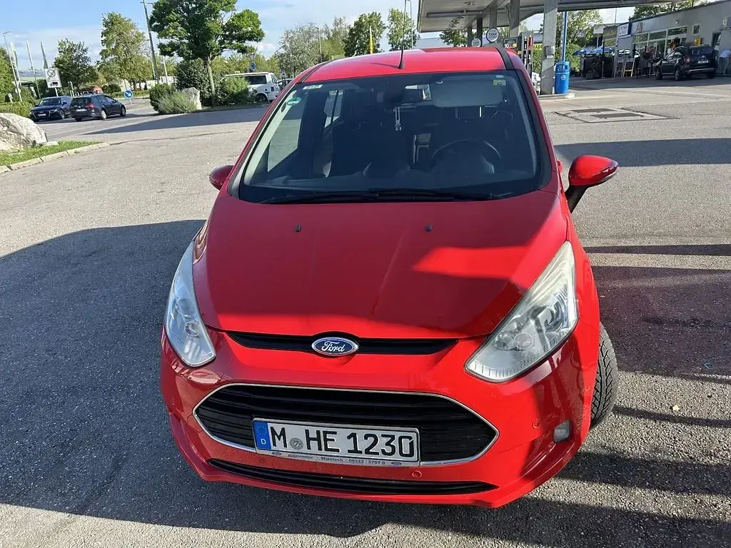 Gebraucht Ford B-MAX Titanium 95 PS (69 kW) 2013 Rot Van / Kleinbus