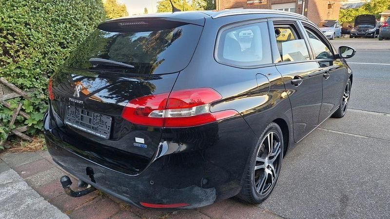 Gebraucht Peugeot 308 Business-Line 120 PS (88 kW) 2015 Schwarz Kombi