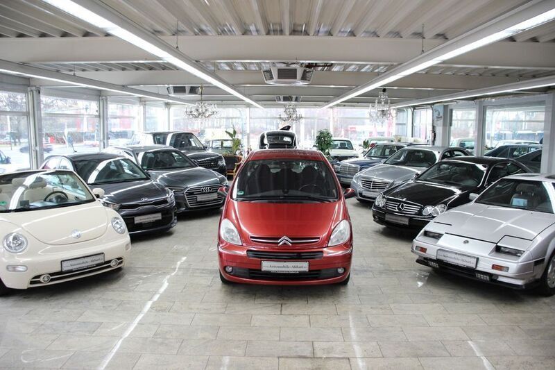 Rot Gebraucht 2007 Citroën Xsara Picasso Exclusive Van / Kleinbus | 2.290 € (Etwas zu teuer) - Bild 1/4