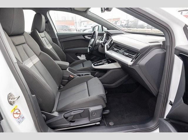 Gebraucht Audi Q4 e-tron Advanced 194 kW (265 PS) 2023 Gletscherweiß metallic SUV