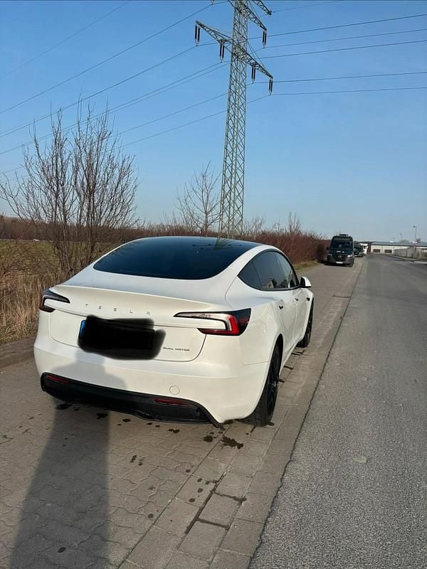 Gebraucht Tesla Model 3 Long Range AWD 323 kW (440 PS) 2024 Weiß Limousine