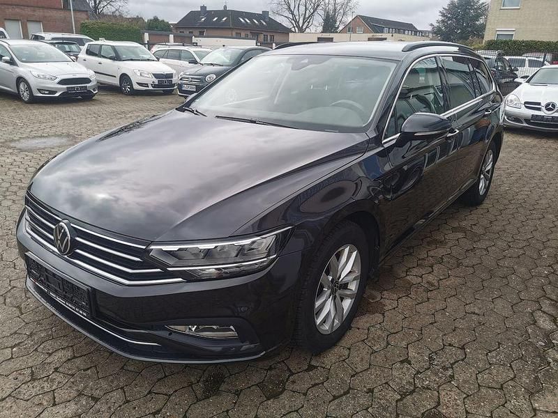 Gebraucht VW Passat Business 150 PS (110 kW) 2020 Grau Kombi