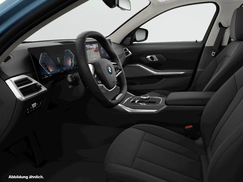 Blau Gebraucht 2025 BMW 318 Kombi | 34.579 € (Fairer Preis) - Bild 1/2