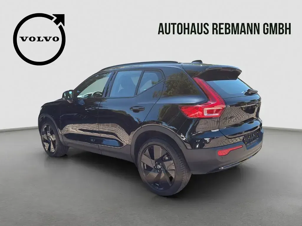 Gebraucht Volvo XC40 Plus 163 PS (119 kW) 2025 Schwarz SUV