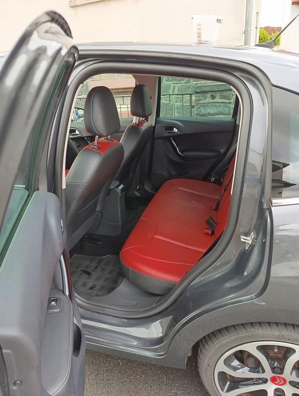 Gebraucht Citroën C3 120 PS (88 kW) 2014 Grün Kleinwagen