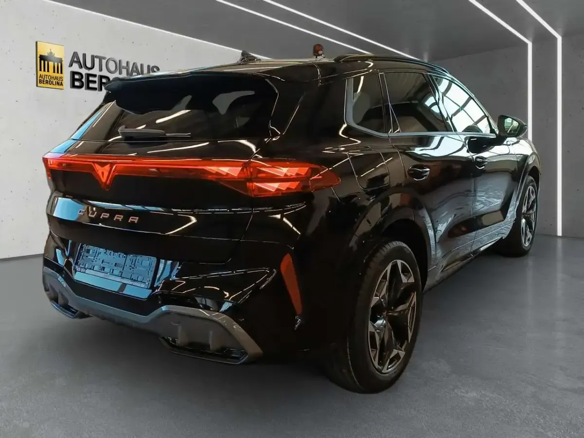 Second-hand Cupra Terramar VZ 265 CP (194 kW) 2026 Negru SUV