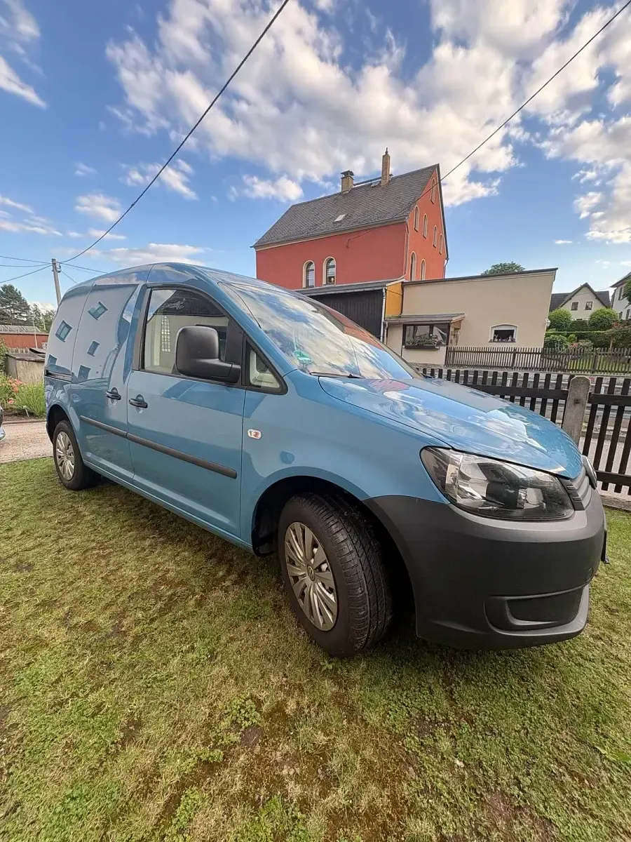 Gebraucht VW Caddy 86 PS (63 kW) 2014 Blau Van / Kleinbus