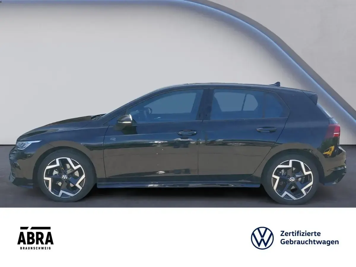 Gebraucht VW Golf VIII R-line 150 PS (110 kW) 2025 Schwarz Limousine