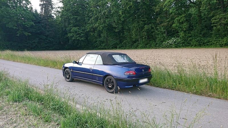 Gebraucht Peugeot 306 Cabriolet 89 PS (65 kW) 1998 Blau Cabrio