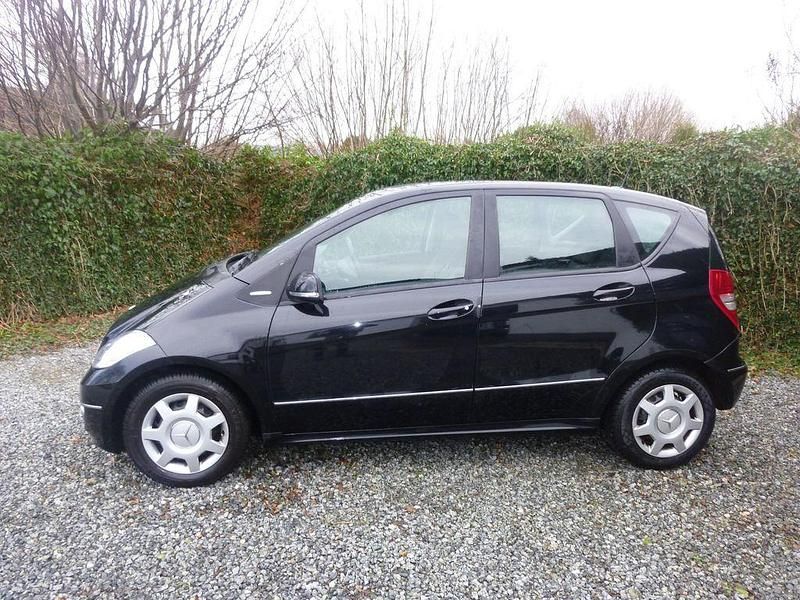 Schwarz Gebraucht 2009 Mercedes A160 Elegance Van / Kleinbus | 4.850 € (Fairer Preis) - Bild 1/4