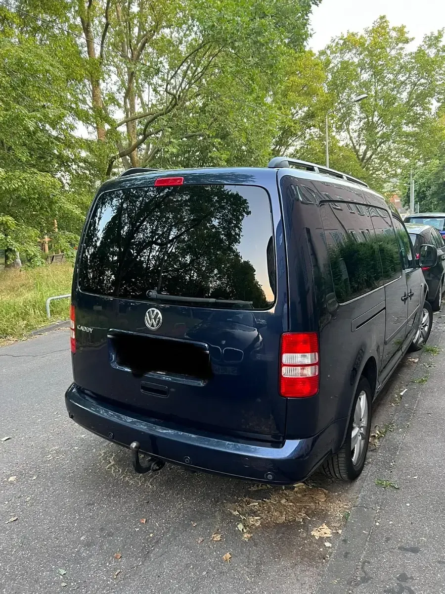 Gebraucht VW Caddy Maxi 102 PS (75 kW) 2011 Blau Van / Kleinbus