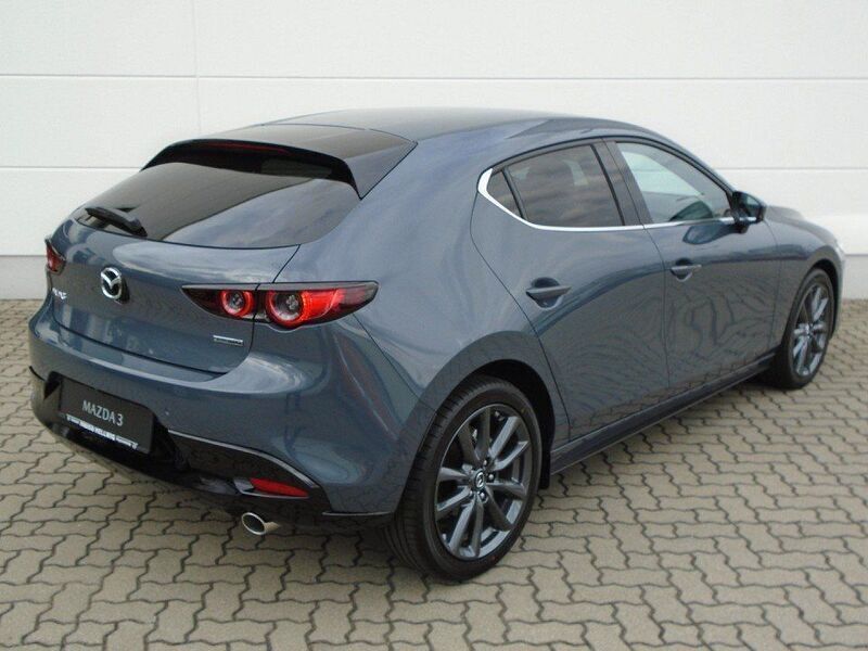 Arctic white Neu 2024 Mazda 3 Exclusive Limousine | 25.580 € - Bild 1/3