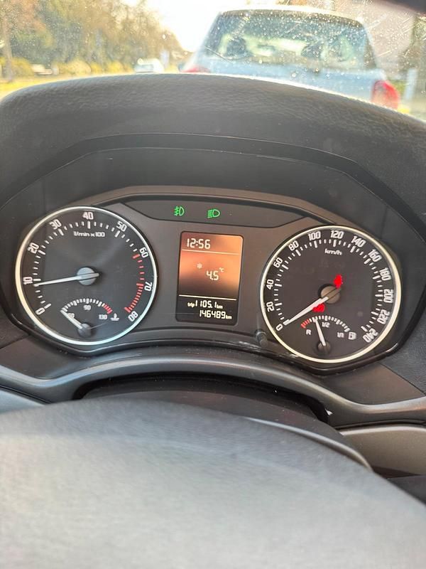 Gebraucht Skoda Octavia 2011 Weiß Limousine