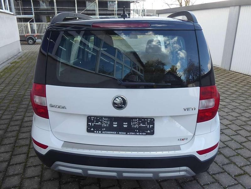 Gebraucht Skoda Yeti Outdoor Ambition 160 PS (117 kW) 2014 Weiß SUV