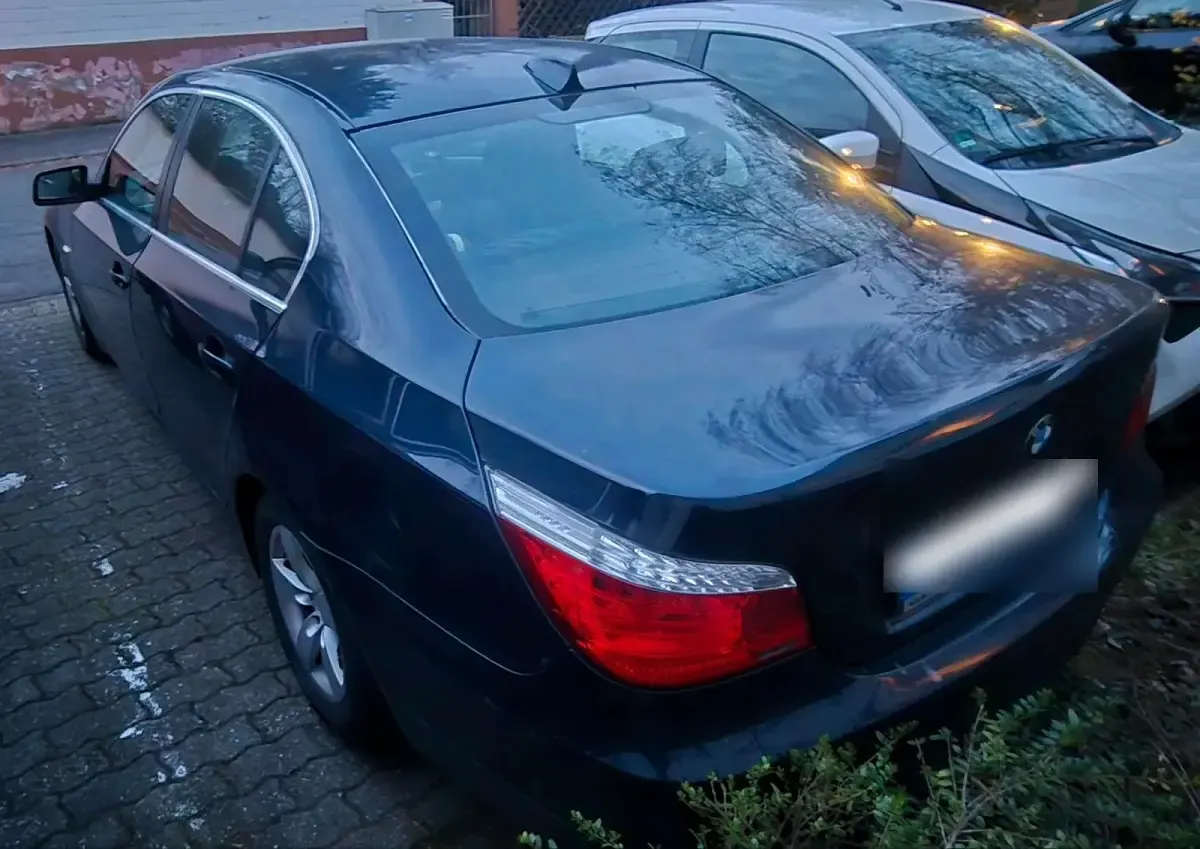 Second-hand BMW 520 163 CP (119 kW) 2007 Albastru Break