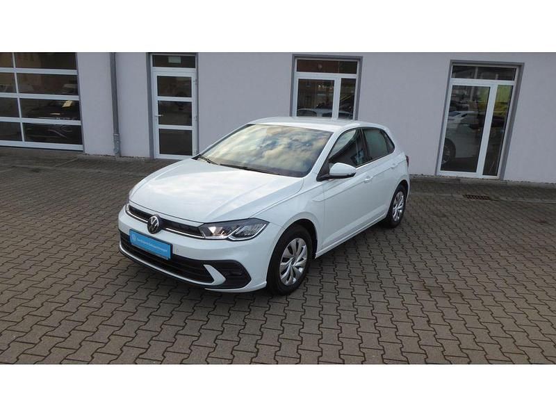 Gebraucht VW Polo Life 80 PS (58 kW) 2023 Weiß Kleinwagen