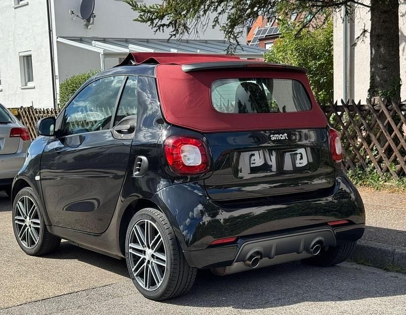 Schwarz Gebraucht 2017 Smart ForTwo Coupé Brabus Cabrio | 12.250 € (Guter Preis) - Bild 1/4