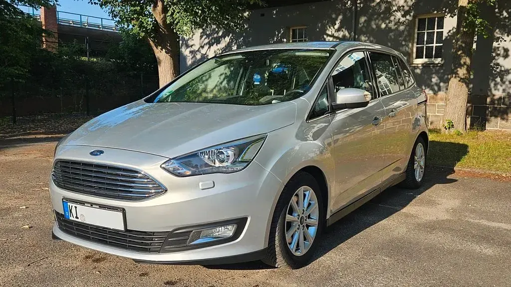 Gebraucht Ford Grand C-Max Titanium 150 PS (110 kW) 2018 Schwarz Van / Kleinbus
