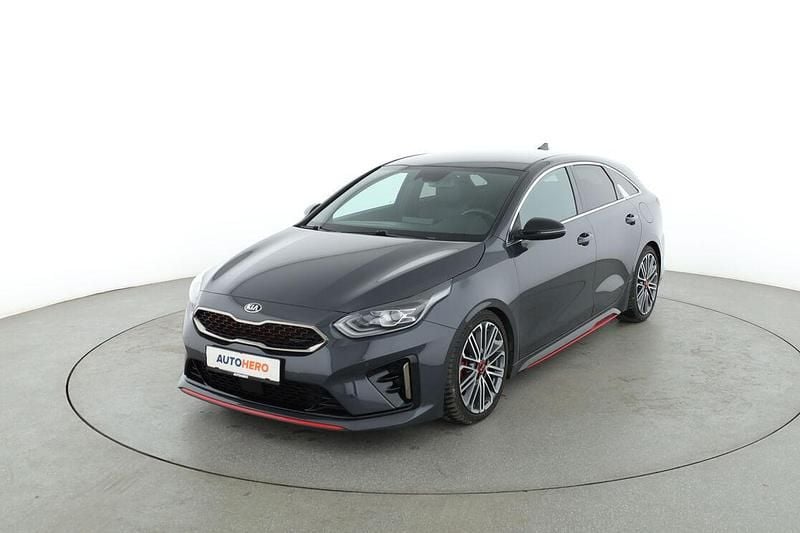 Grau Gebraucht 2020 Kia ProCeed Kleinwagen | 23.690 € (Fairer Preis) - Bild 1/3