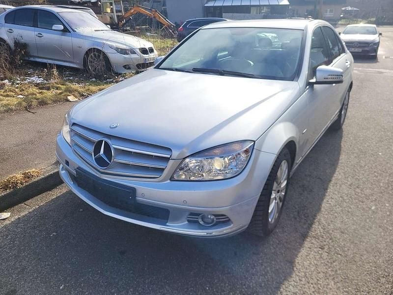 Gebraucht 2010 Mercedes C180 Avantgarde Limousine | 4.950 € (Superpreis) - Bild 1/4