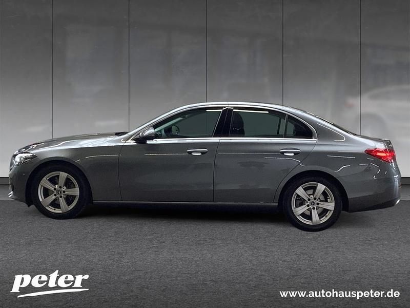 Selenitgrau metallic Gebraucht 2022 Mercedes C180 Avantgarde Limousine | 33.630 € (Fairer Preis) - Bild 1/4