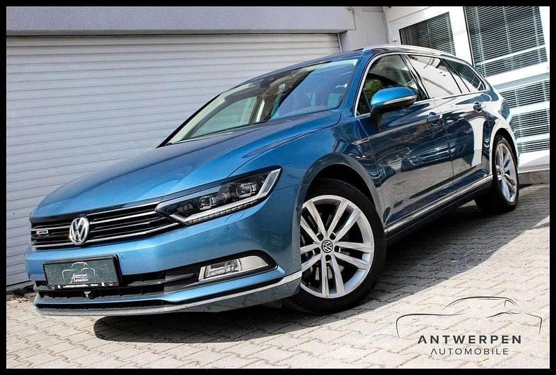 Gebraucht VW Passat Highline 280 PS (205 kW) 2018 Harvard blue Kombi